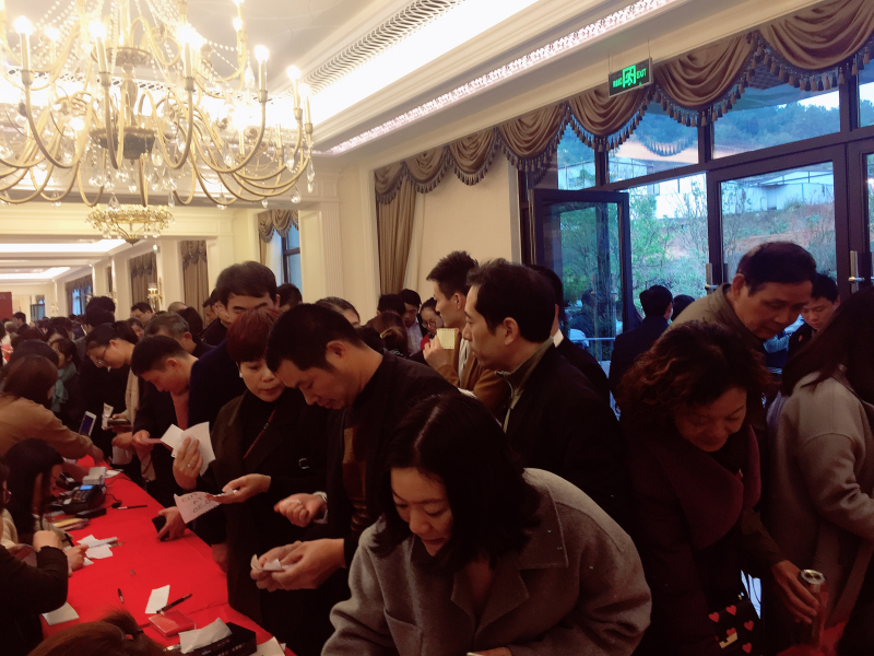 安吉華都龍山璽園11#、12#樓開(kāi)盤(pán)熱銷