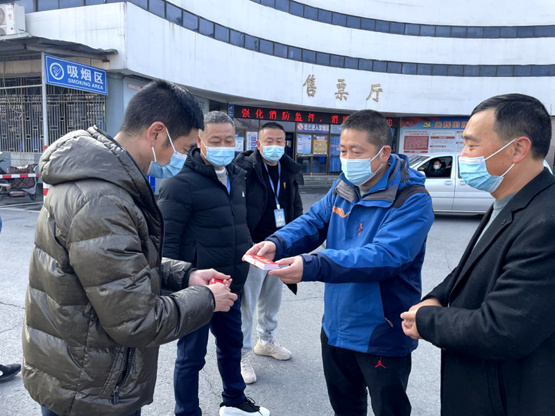 浦江農(nóng)批市場(chǎng)派送&ldquo;留浦過(guò)年&rdquo;暖心代金券