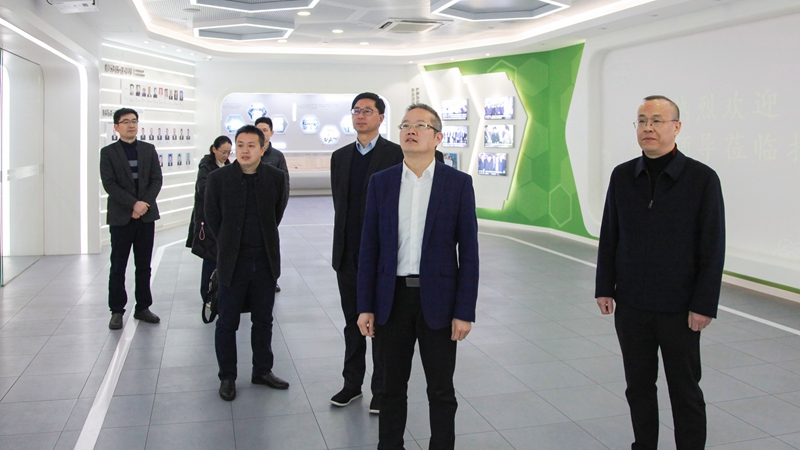 省供銷社黨委委員、理事會副主任董益彪走訪浙農(nóng)