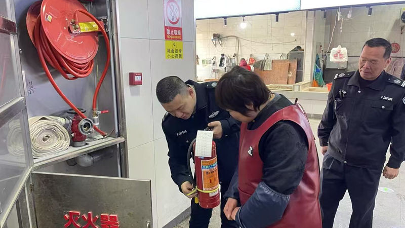 浦江農(nóng)批市場開展&ldquo;問與答、學(xué)與用&rdquo;消防安全主題活動
