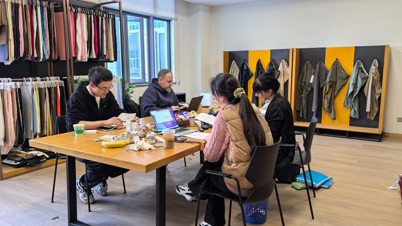 西班牙知名童裝品牌Mayoral團隊到訪浙農(nóng)華貿(mào)