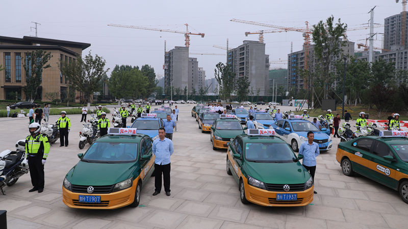 黨徽映綠 情護(hù)高考&mdash;&mdash;濟(jì)寧華都連續(xù)六年護(hù)航高考路